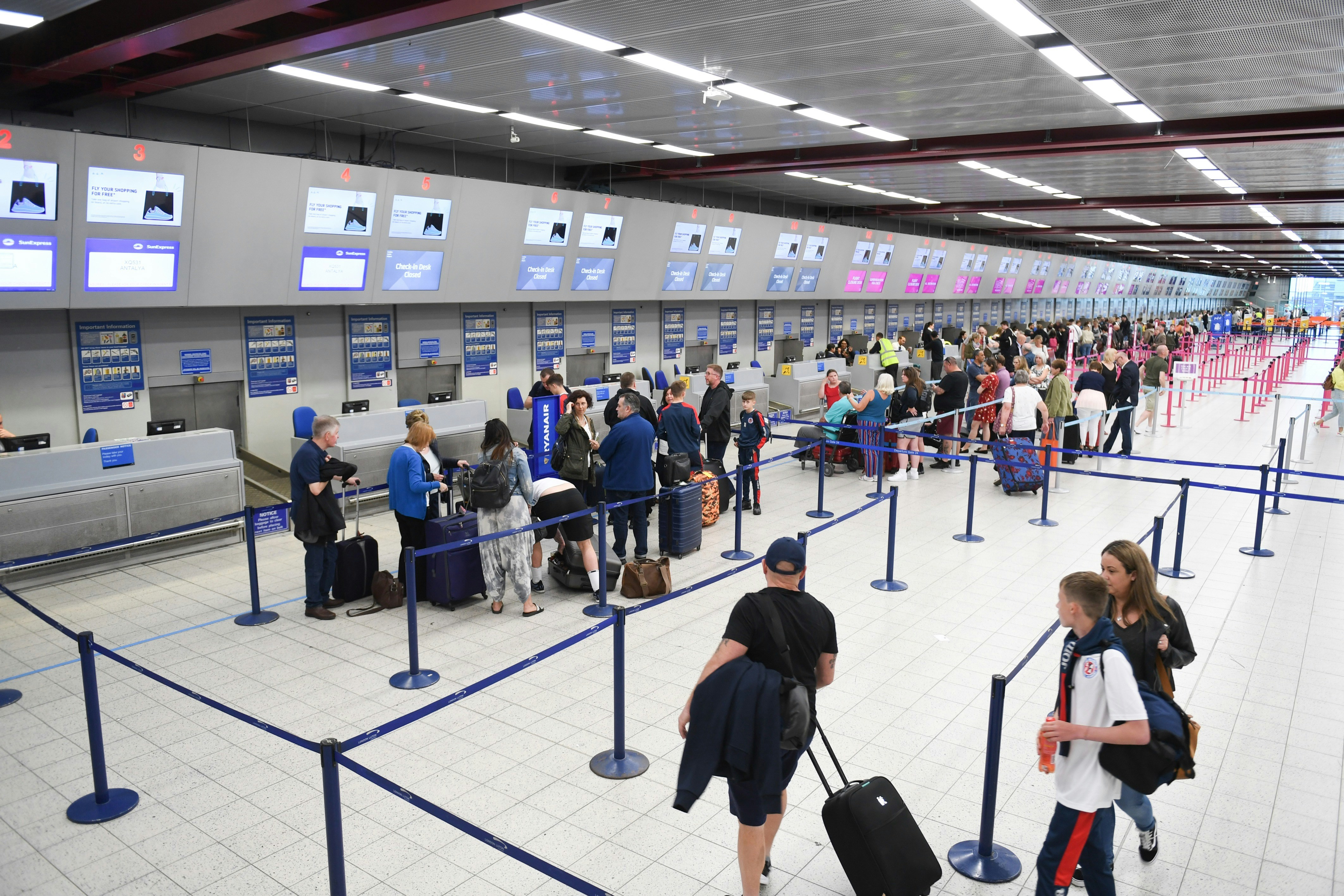 Traveler with e-ticket